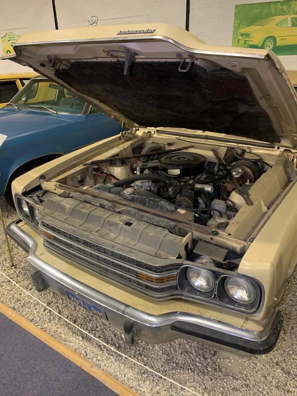 AMC Ambassador 1974 Geel - foto 2