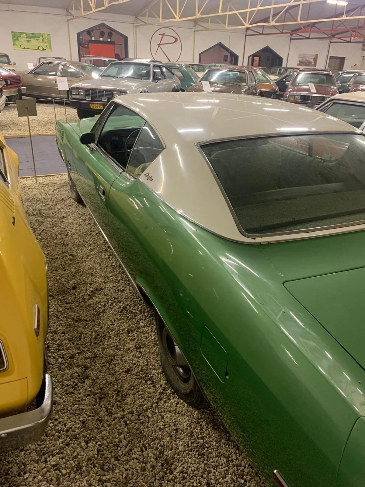 AMC Ambassador Hardtop 1974 - foto 5