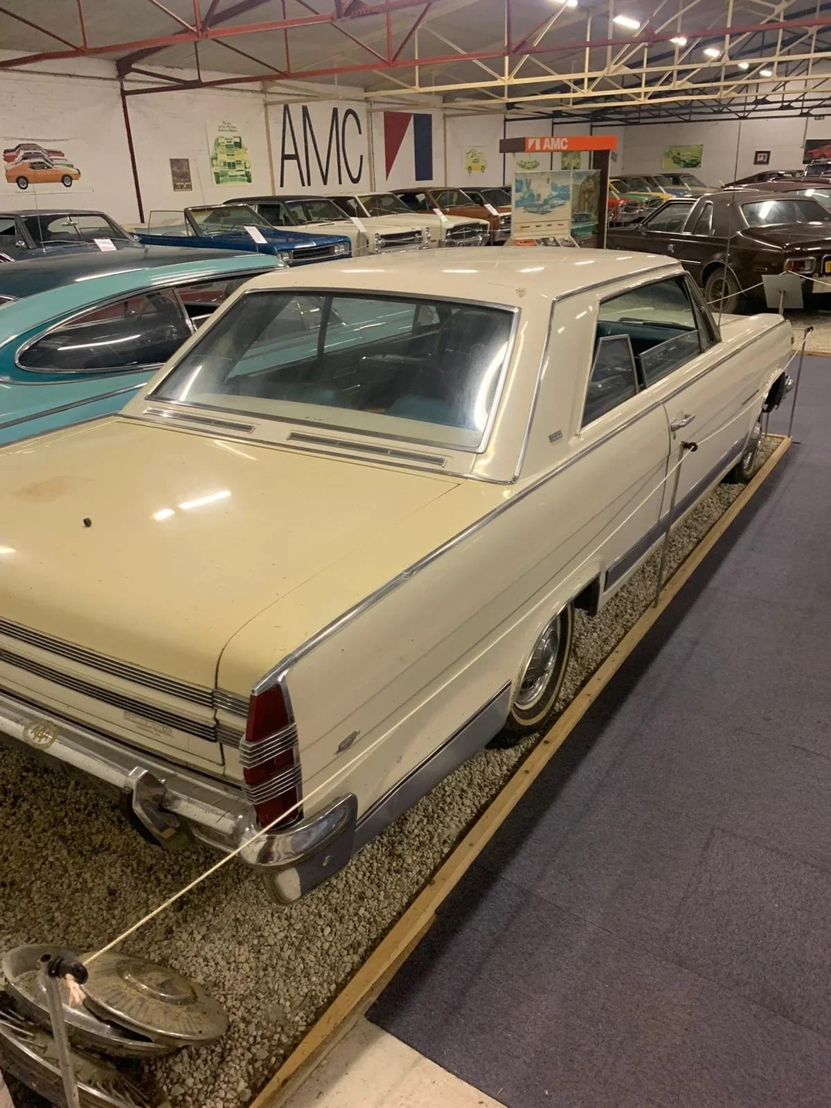 AMC Ambassador 1966 Wit - foto 4