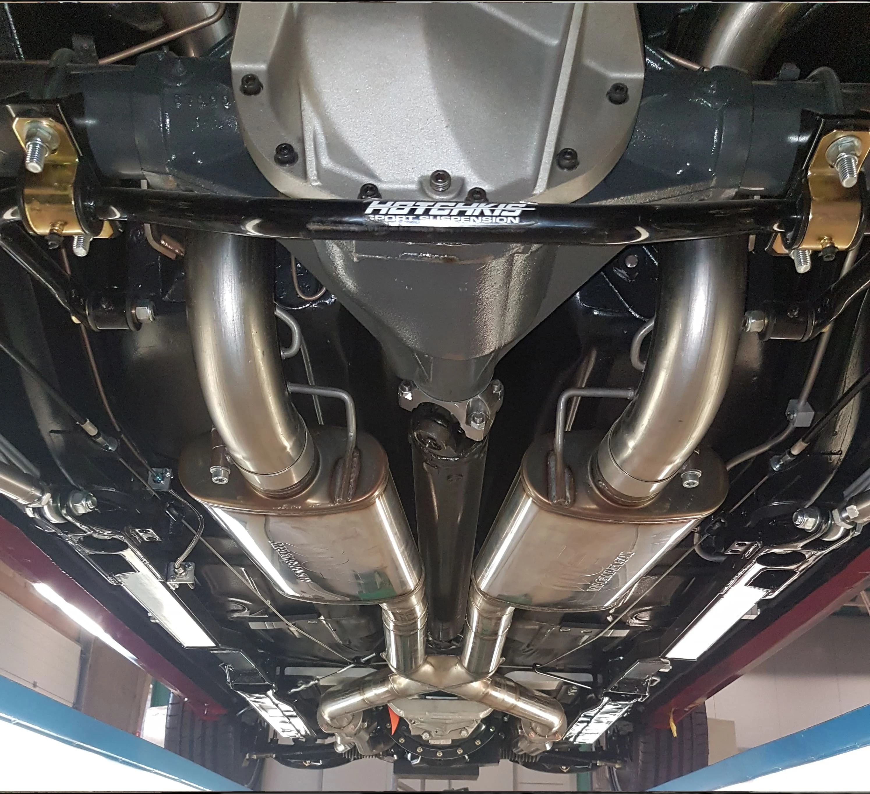 Custom uitlaatsysteem op maat gemaakt